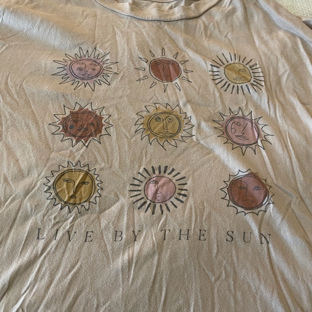 Oversized T-Shirt - Picture 2 of 4
